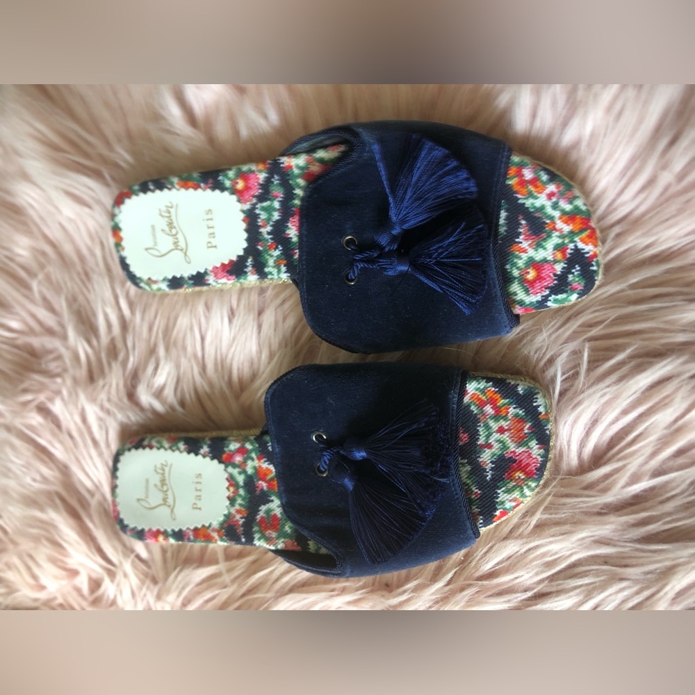 CHRISTIAN LOUBOUTIN Navy Blue Velvet Pacha Flat Sandals - Picture 2 of 5